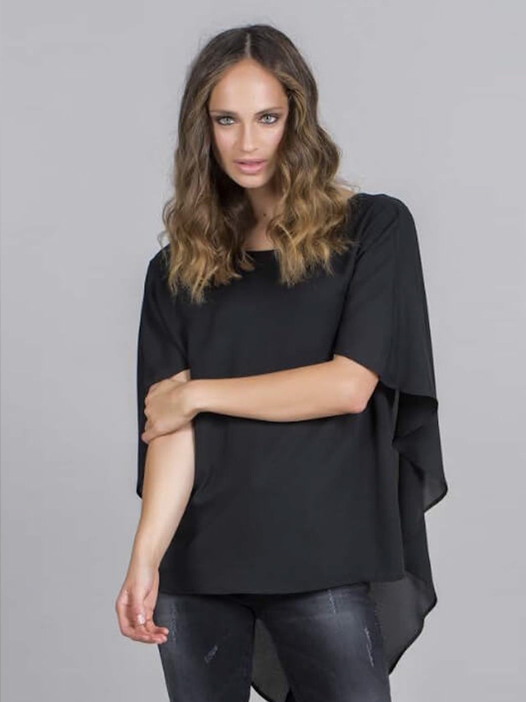 Foz V-Back Blouse