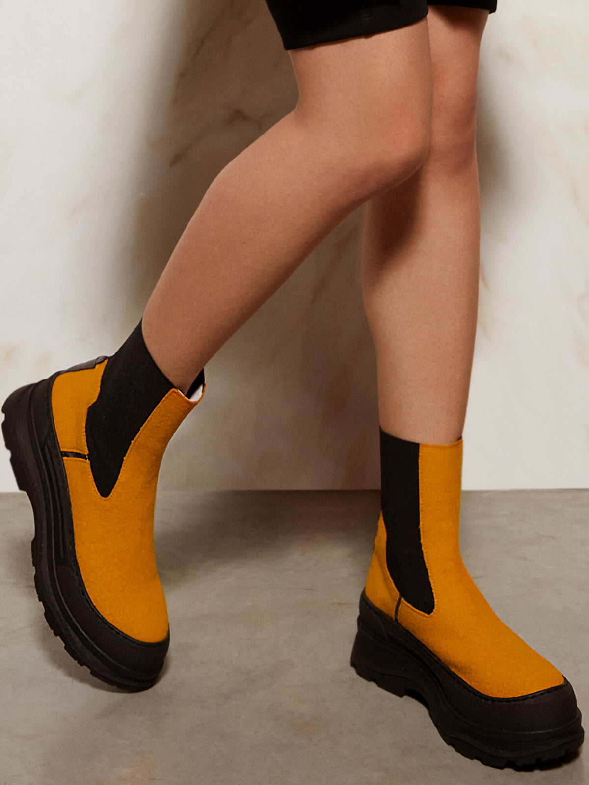 Âmbar Chelsea Boots