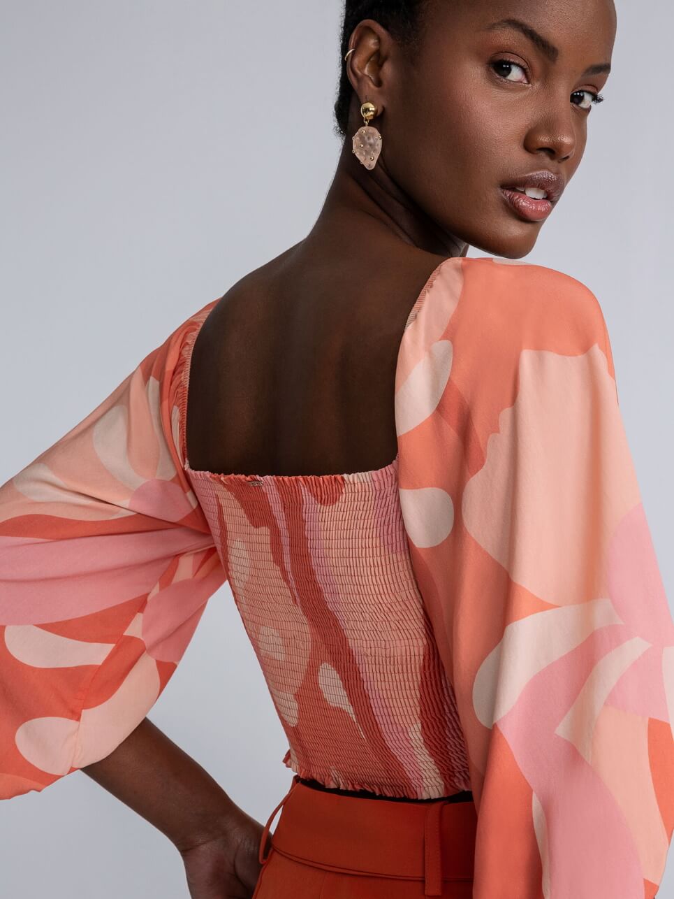 Vilamoura Tie-Front Crop Top — Coral Print – view 2