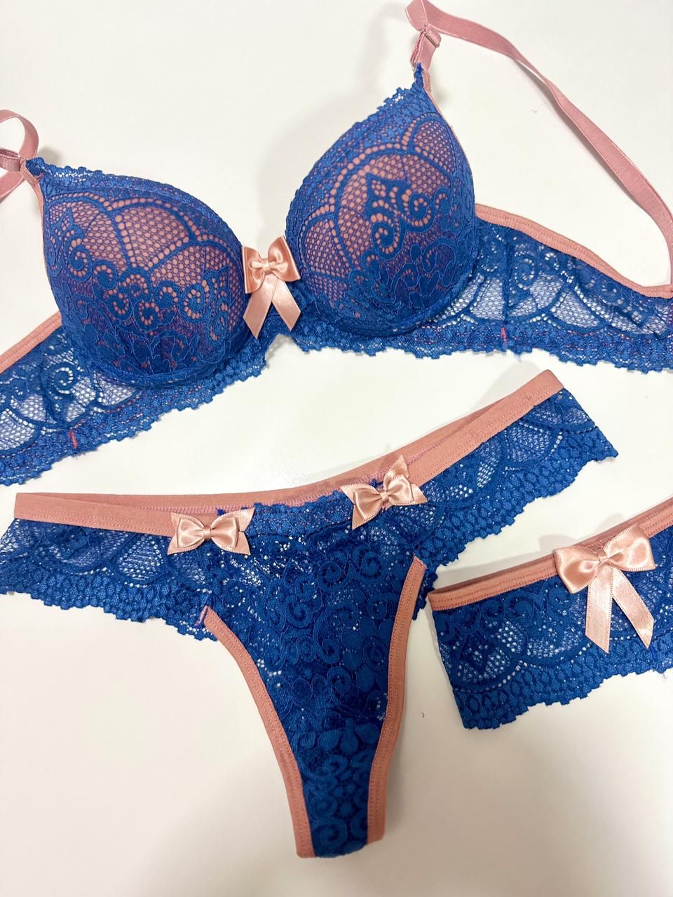 Marinha Lace Set with Garter · Blue